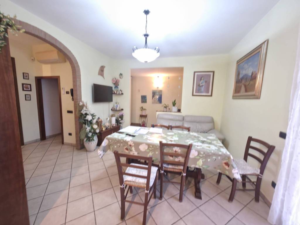 Appartamento a Cerreto guidi in Via 26 Giugno - Foto 2