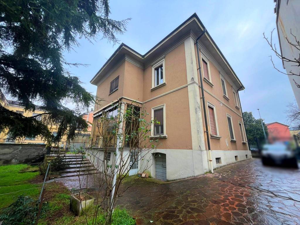Appartamento a Lodi in Via Felice Cavallotti, 38 - Foto 2
