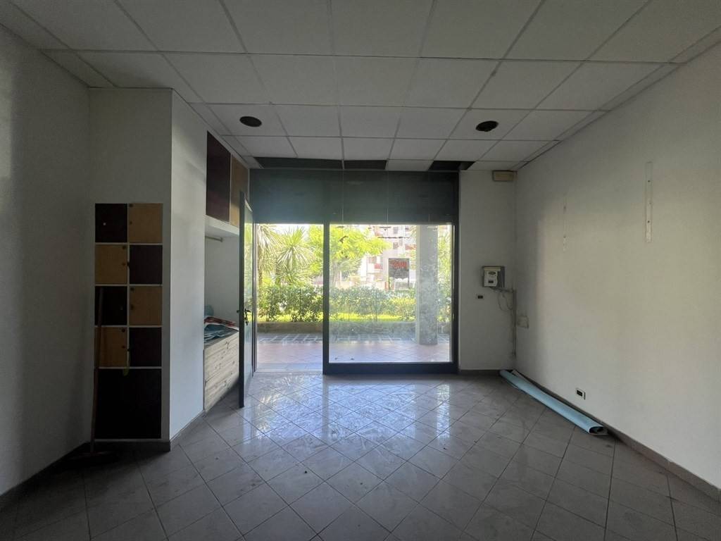 Immobile a Modugno in VIALE DELLA REPUBBLICA - Foto 3