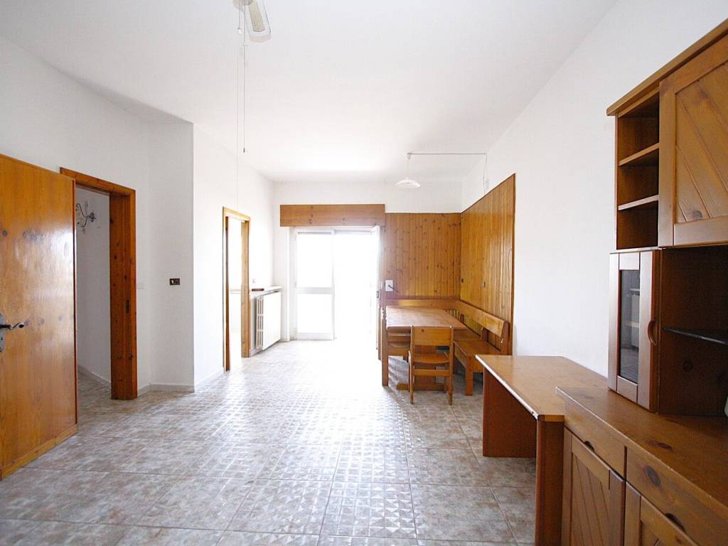 Appartamento a Matino in Via Fabio Filzi - Foto 2