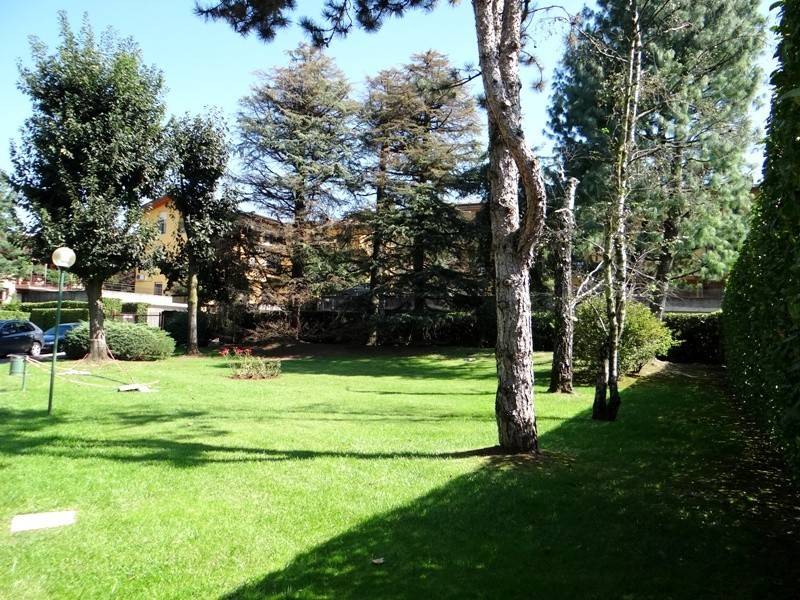 Appartamento a Lesmo in Via Alessandro Manzoni, 33 - Foto 4