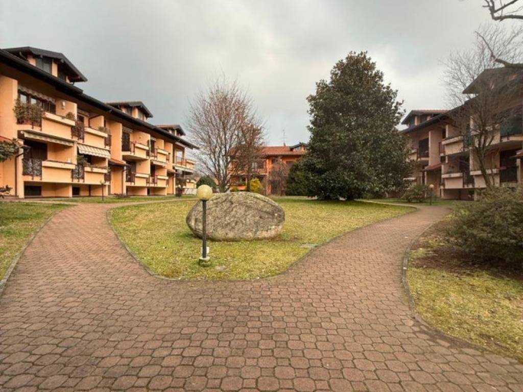 Appartamento a Vanzaghello in Via Niccolò Paganini - Foto 2