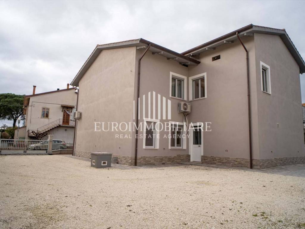 Villa a Castiglione del lago in Via della Liberta', 7 - Foto 3