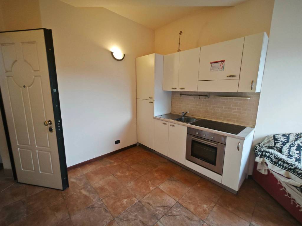 Appartamento a Lucca in Via Fratelli Cervi - Foto 2