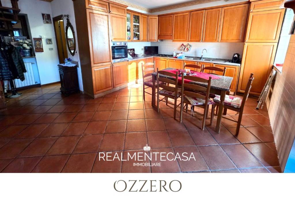 Casa indipendente a Abbiategrasso in Via 20 Settembre - Foto 2