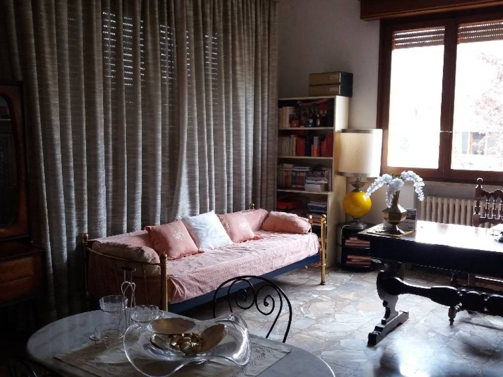 Villa a Capraia e limite - Foto 2