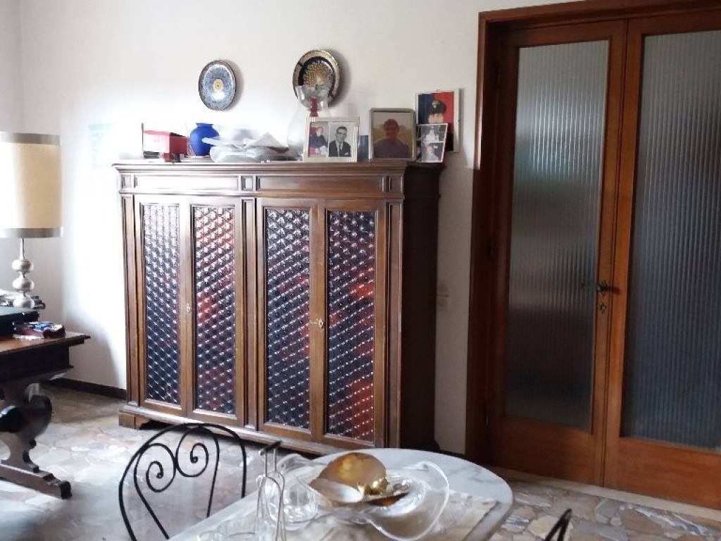 Villa a Capraia e limite - Foto 3