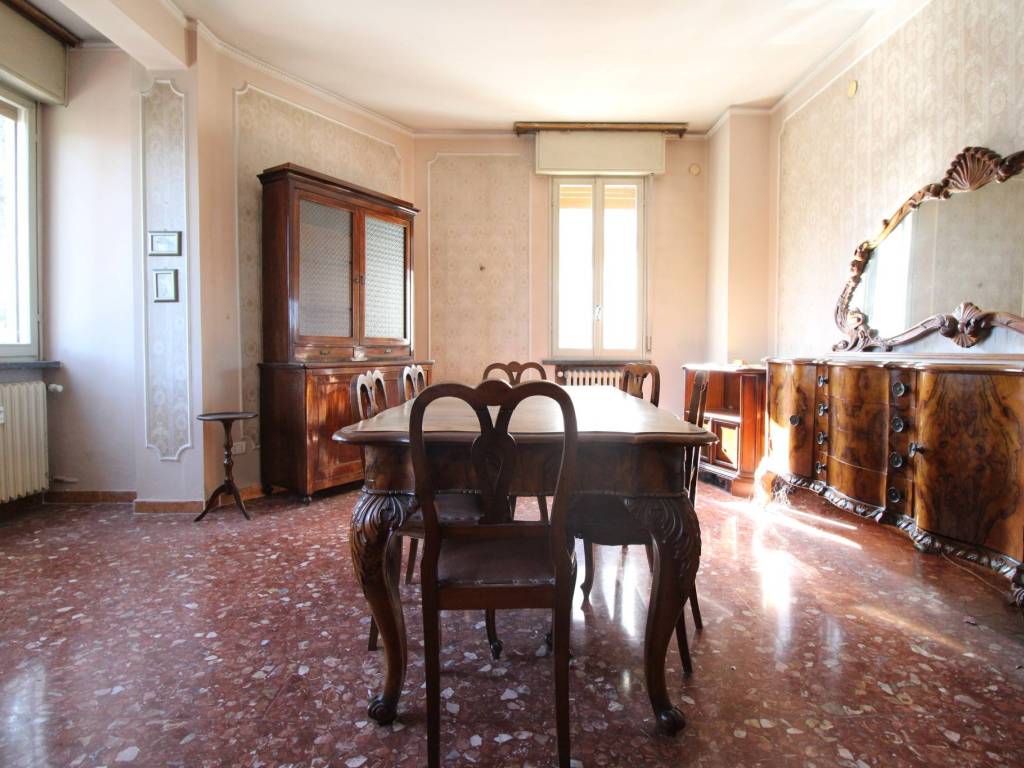 Appartamento a Reggio emilia in Via Bissolati - Foto 2