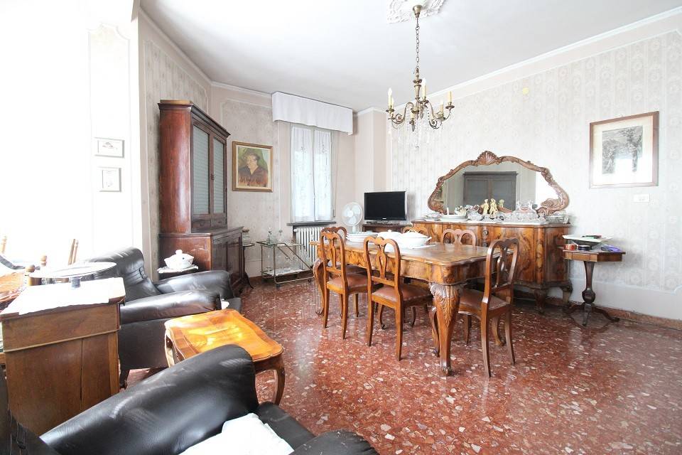 Appartamento a Reggio emilia in Via Bissolati - Foto 5