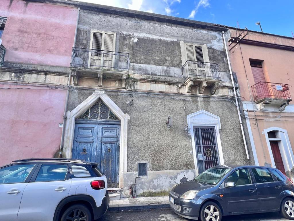 Appartamento a Giarre in Via Gravina, 39 - Foto 2