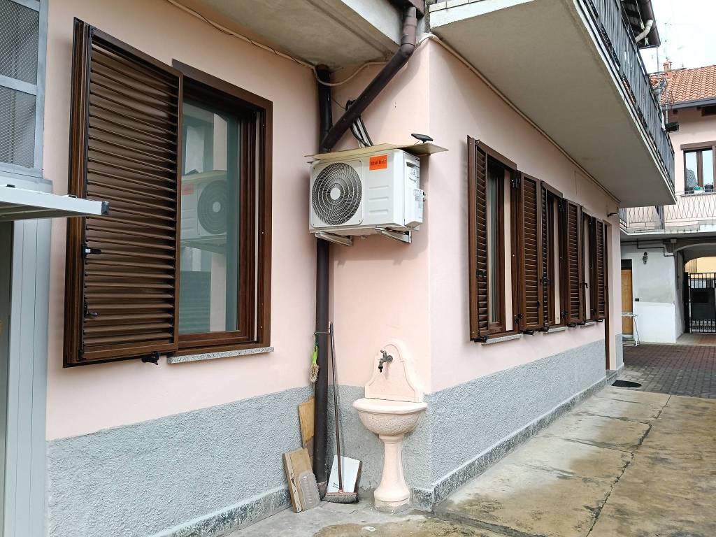 Appartamento a Biassono in Via Alessandro Manzoni, 36 - Foto 2