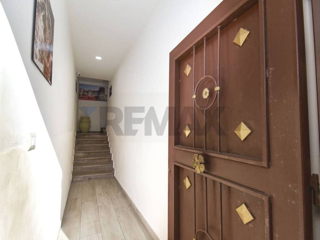 Appartamento a Catania in Piazza Federico Di Svevia, 3 - Foto 3