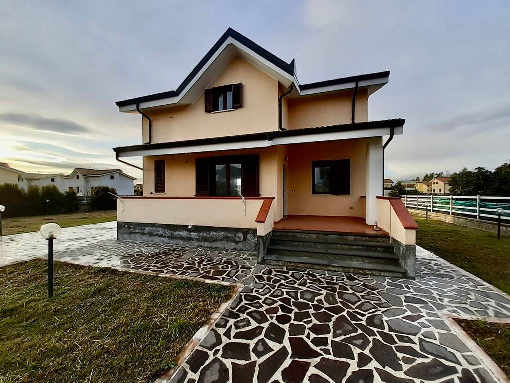 Villa a Simeri crichi in Villaggio Eucaliptus - Foto 2