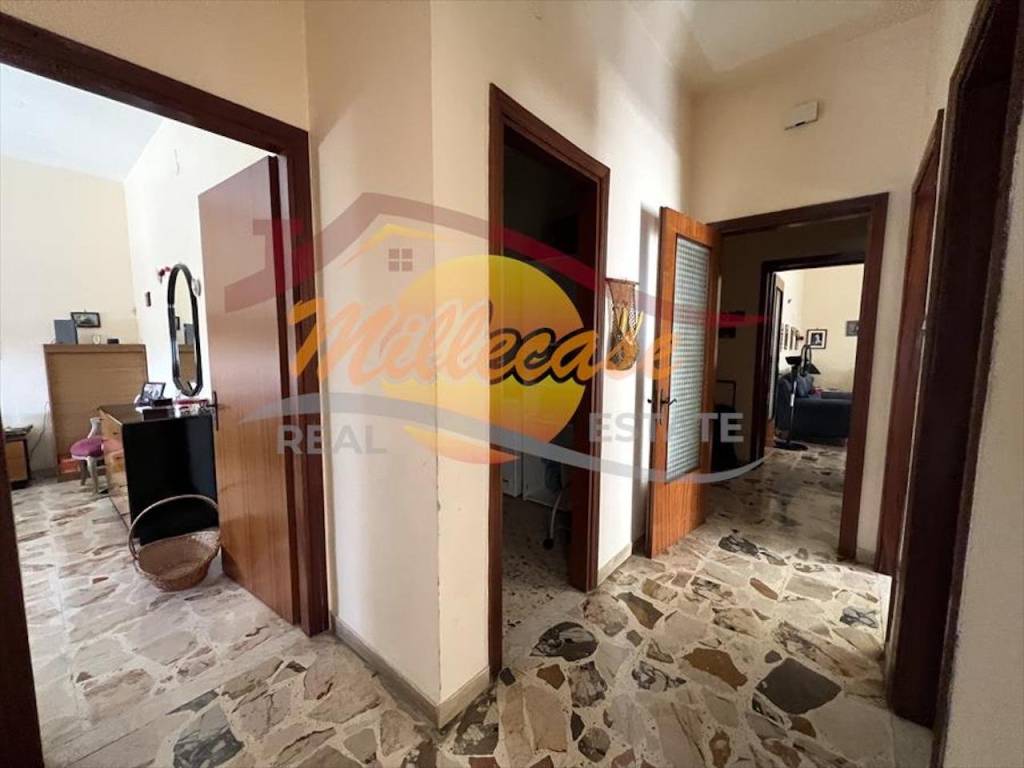 Appartamento a Siracusa in Via Necropoli Grotticelle - Foto 3