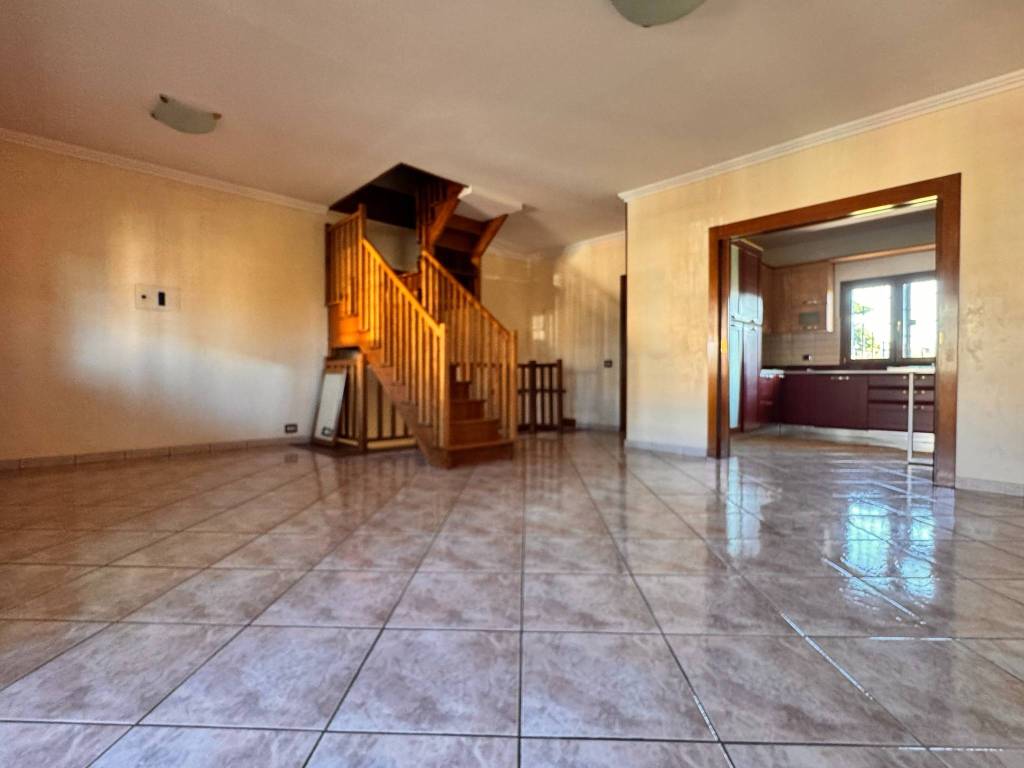 Casa indipendente a Genzano di roma in Via Enrico Mattei, 1 - Foto 2