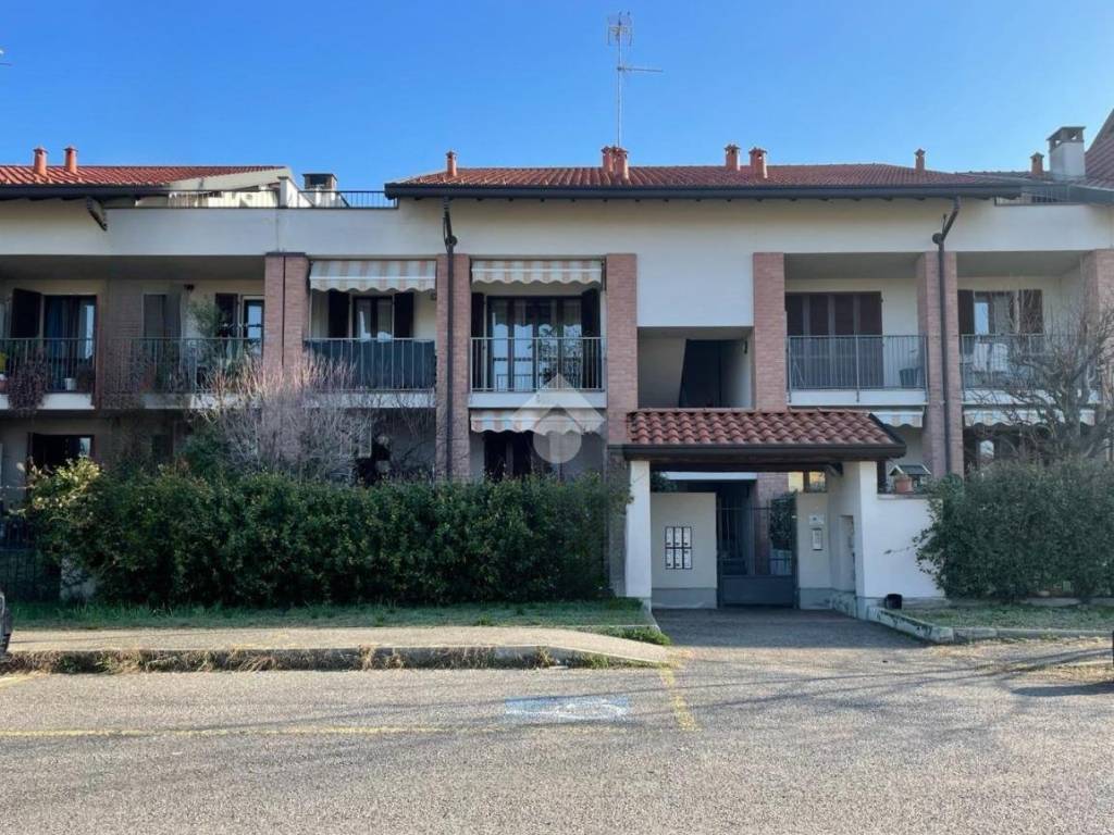 Appartamento a Robecchetto con induno in Via Gianni Brera, 24 - Foto 2