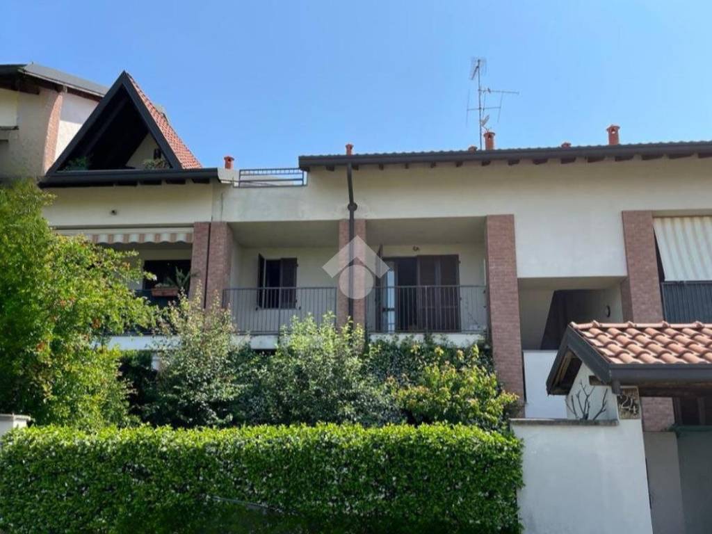 Appartamento a Robecchetto con induno in Via Gianni Brera, 24 - Foto 3