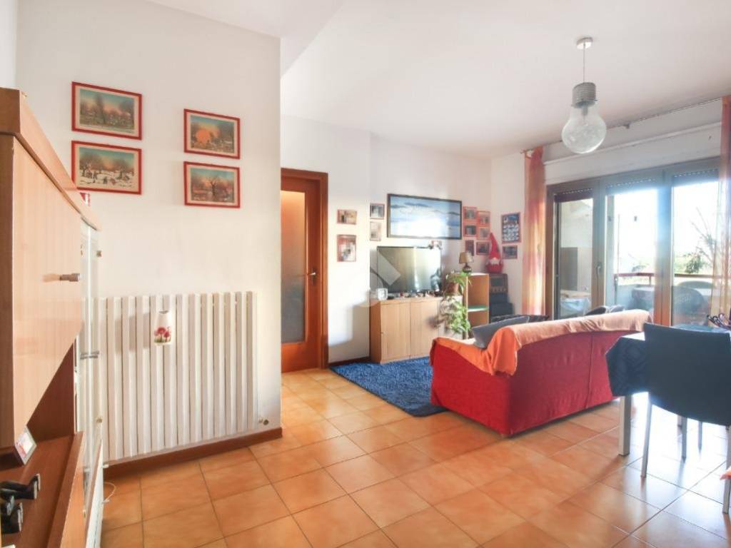 Appartamento a Martinsicuro in Via Vomano, 1 - Foto 2