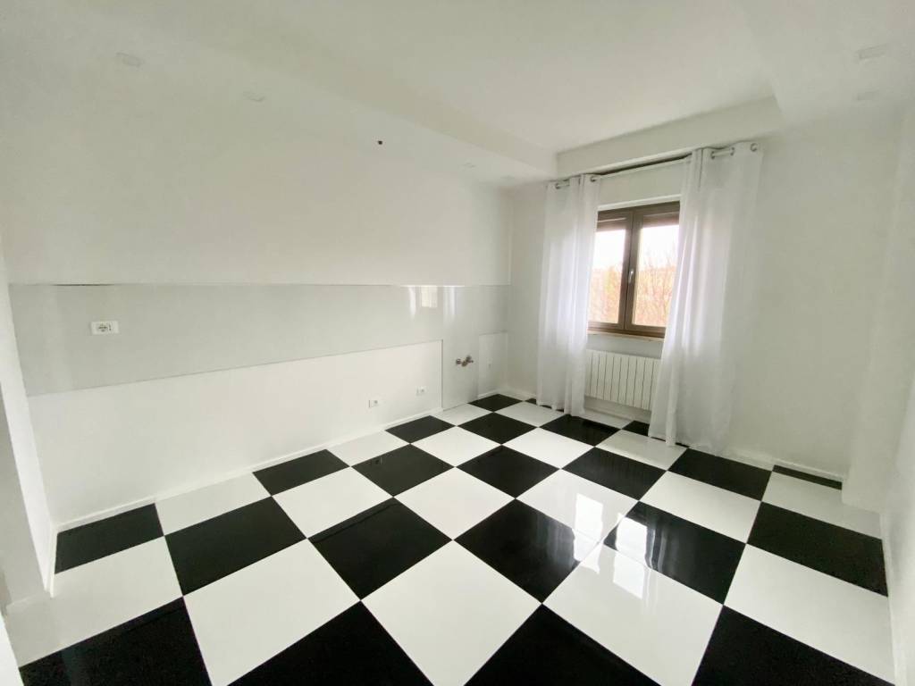 Appartamento a Monfalcone in Via Antonio Pacinotti - Foto 4