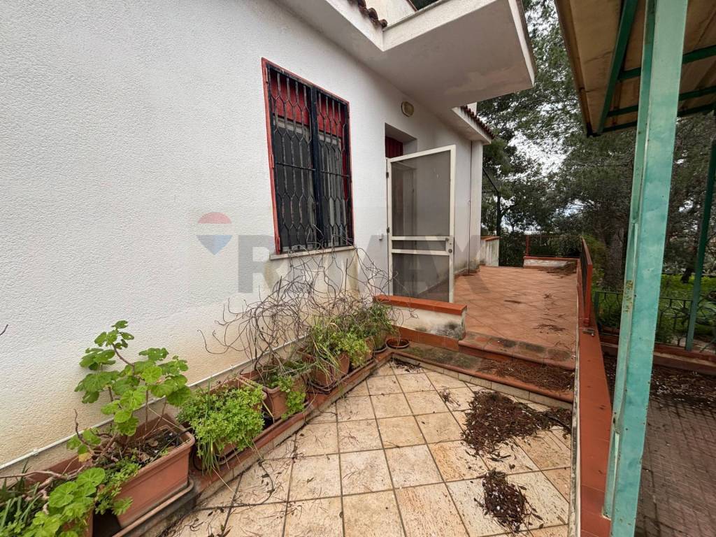 Villa a Terrasini in Via Autonomia Siciliana - Foto 3