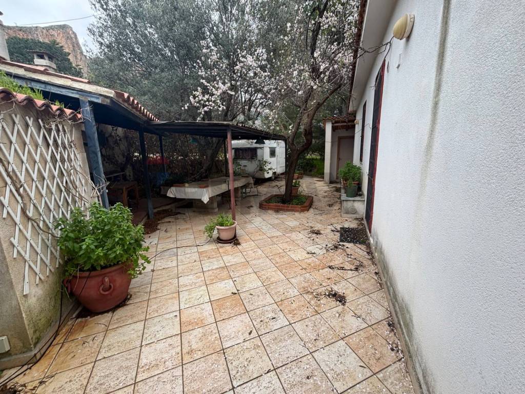 Villa a Terrasini in Via Autonomia Siciliana - Foto 4
