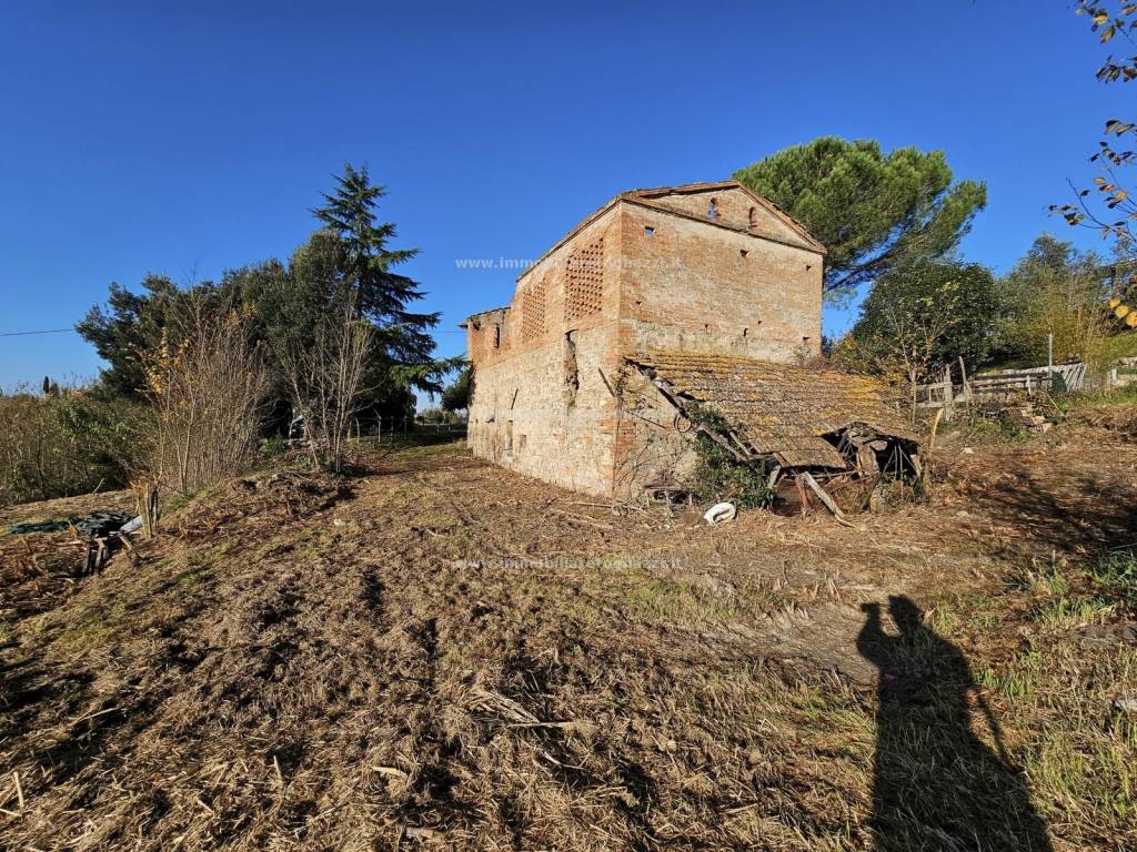 Rustico / casale a Gambassi terme in Zona campagna - Foto 2