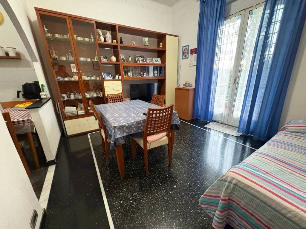 Appartamento a Genova in Via Carnia, 65 - Foto 2
