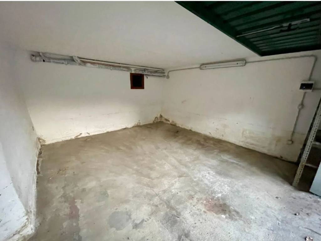 Box / garage a Mignanego in Via Vittorio Veneto No Number - Foto 2