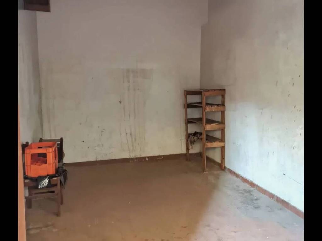 Box / garage a Ronco scrivia in Via R. Quartini No Number - Foto 4