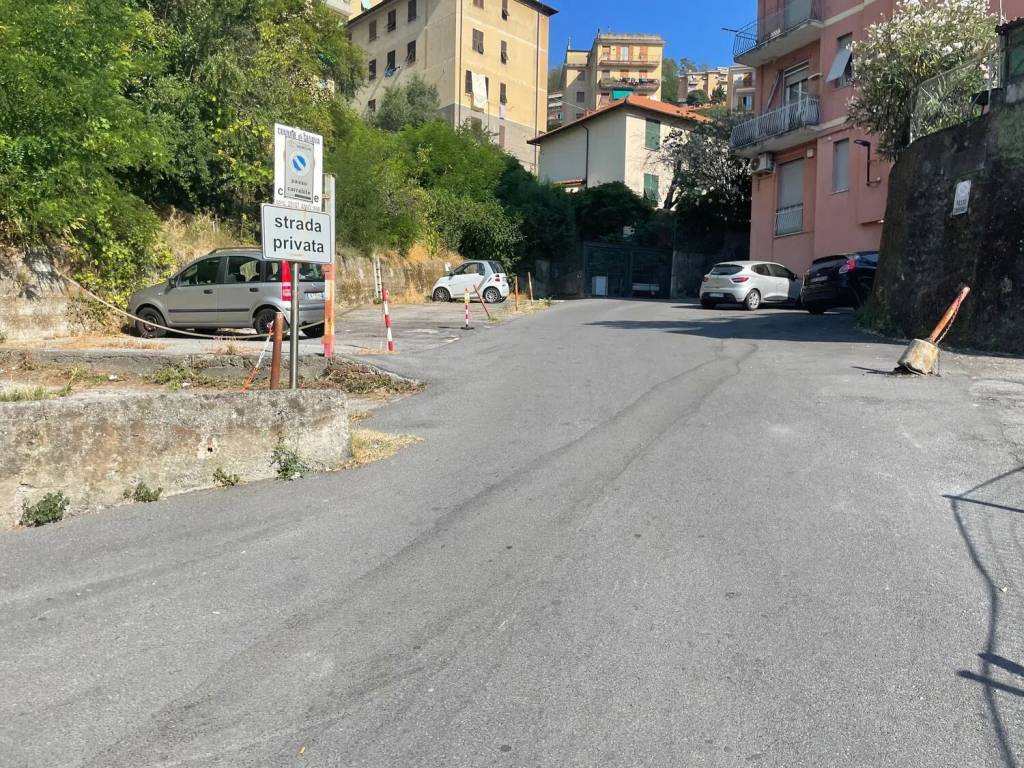 Box / garage a Genova in Salita Serra Riccò No Number - Foto 5