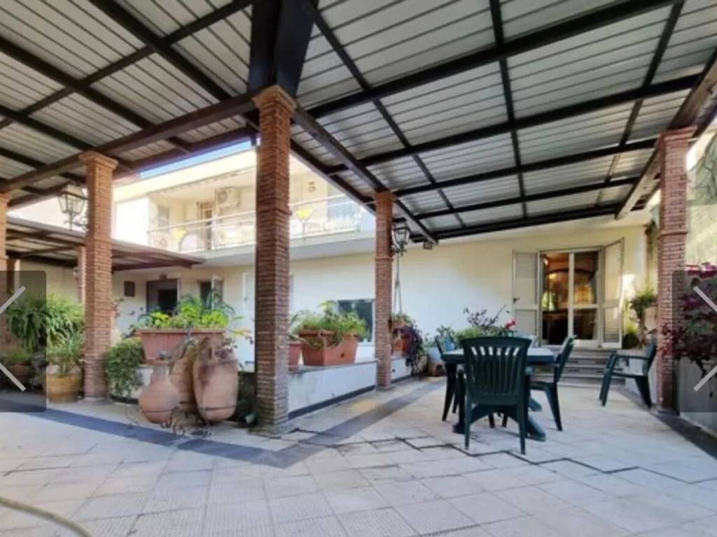 Villa a Caserta in Via Salvo D'Acquisto, 15 - Foto 2