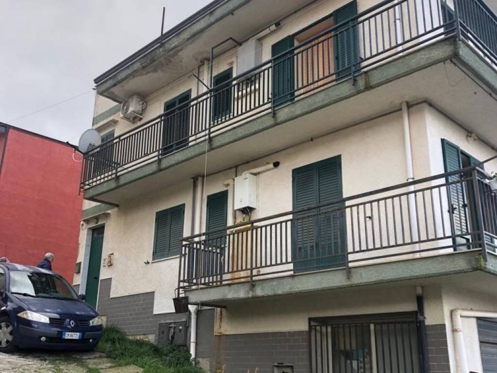 Appartamento a Palazzo adriano in Via Francesco Crispi - Foto 2