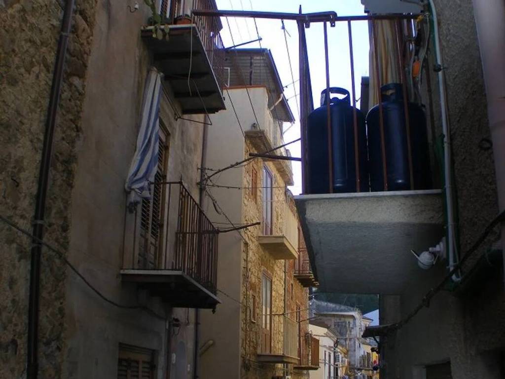 Casa indipendente a Collesano in Via Celso, 56 - Foto 3