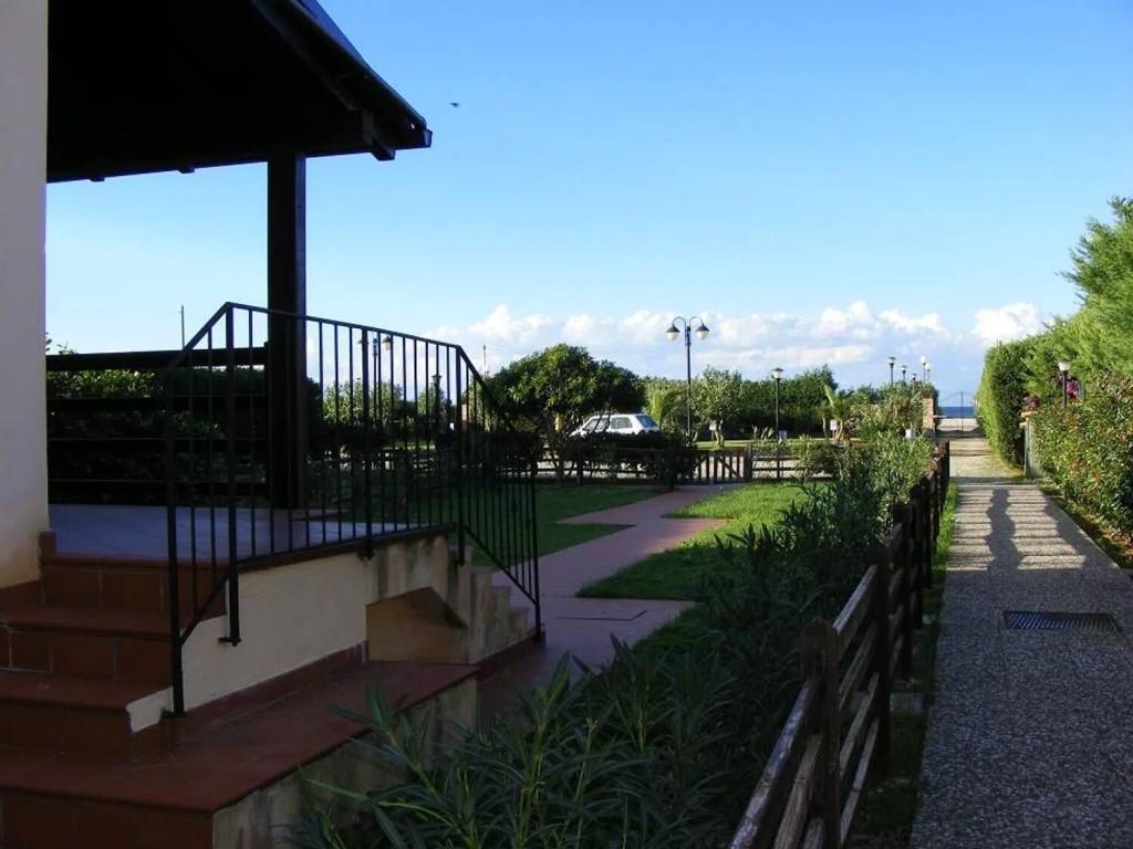 Villetta a schiera a Campofelice di roccella in Lungomare Del Mediterraneo, 15 - Foto 2