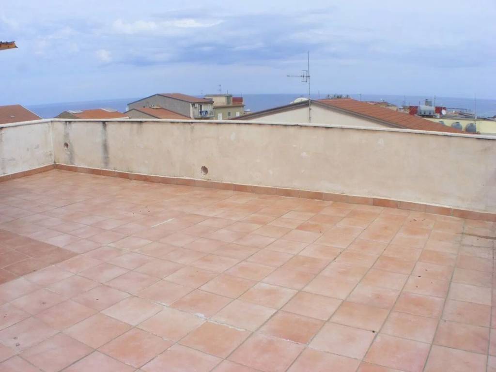 Appartamento a Campofelice di roccella in Via Cesare Civello, 16 - Foto 3