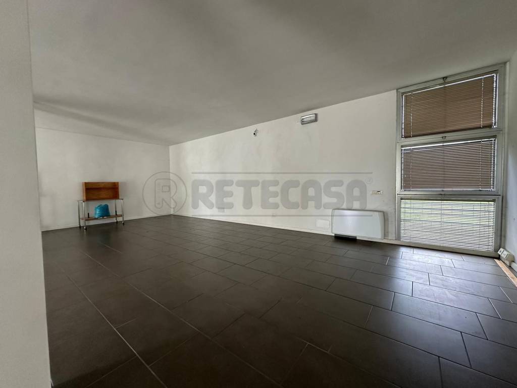 Palazzo / stabile a Bassano del grappa - Foto 3
