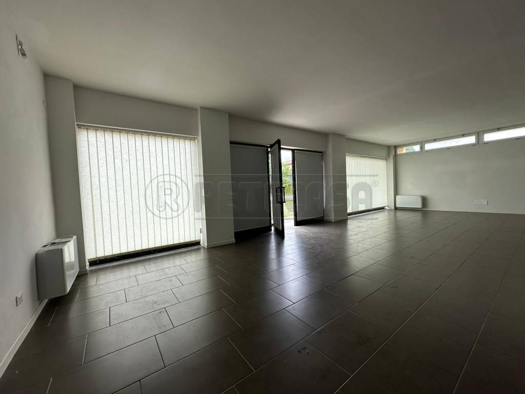 Palazzo / stabile a Bassano del grappa - Foto 4