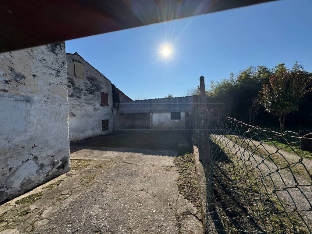 Rustico / casale a Bassano del grappa - Foto 2