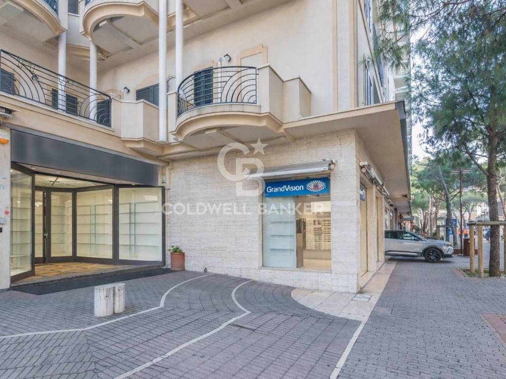 Immobile a Riccione in viale Ceccarini, 27 - Foto 2