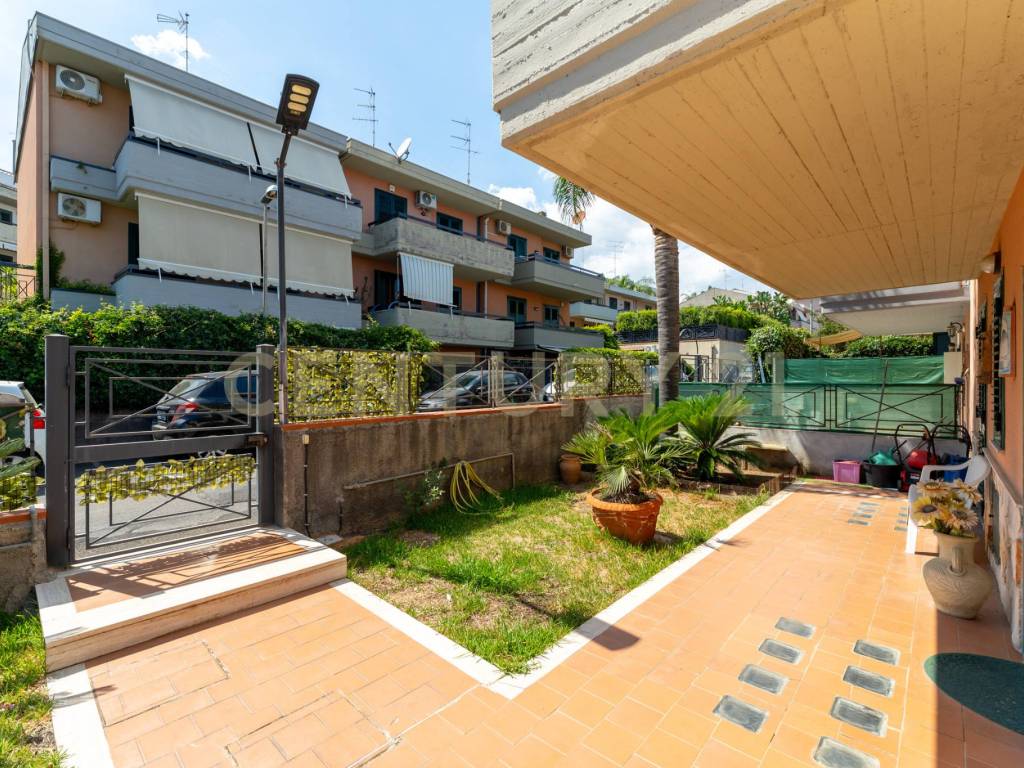 Villa a Aci catena in Via Vampolieri - Foto 4
