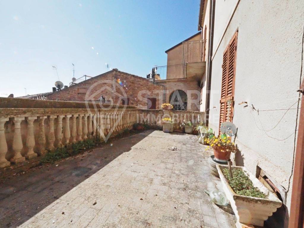 Casa indipendente a Montecosaro in Piazza Giuseppe Garibaldi - Foto 5