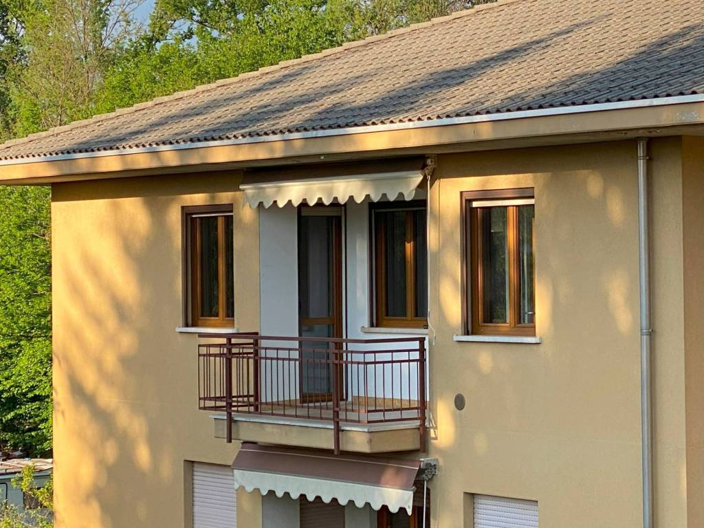 Appartamento a Caronno varesino in Via 1 Maggio - Foto 4