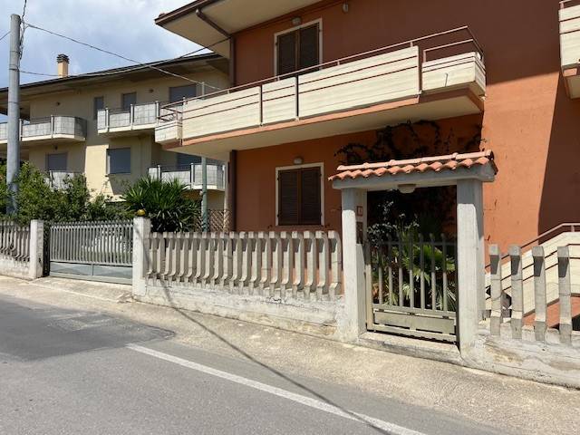 Casa indipendente a Alba adriatica in Via Ascolana, 12 - Foto 4