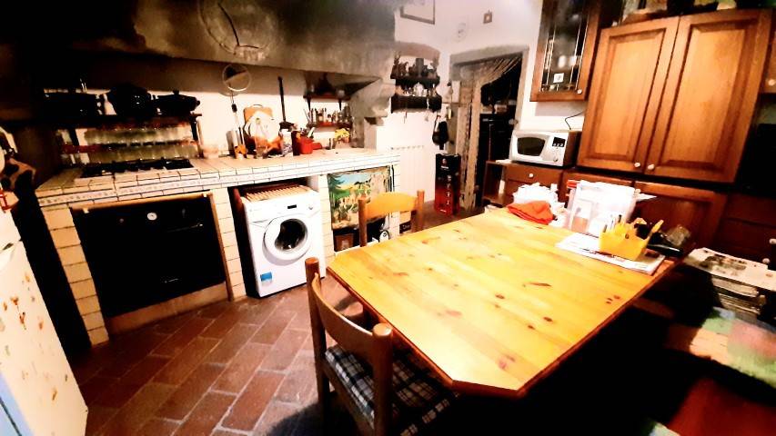 Appartamento a Cavriglia in Viale Barberino - Foto 2