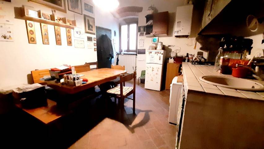 Appartamento a Cavriglia in Viale Barberino - Foto 3