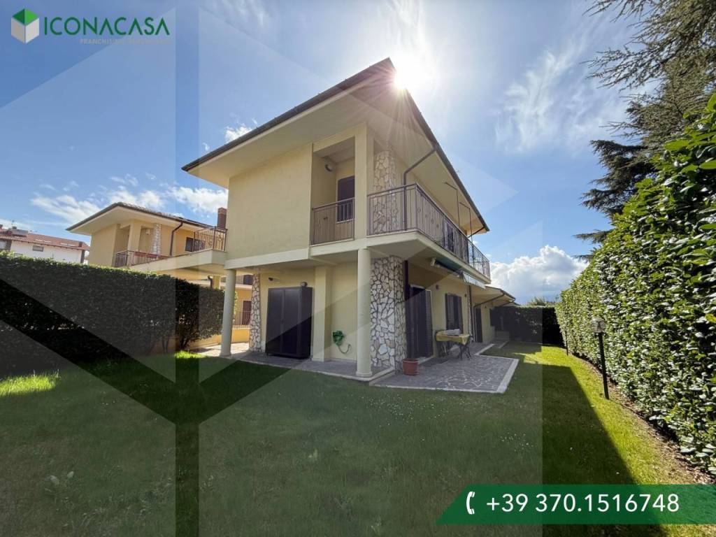 Villa a Avezzano in Via Cavalieri di Vittorio Veneto, 44 - Foto 2