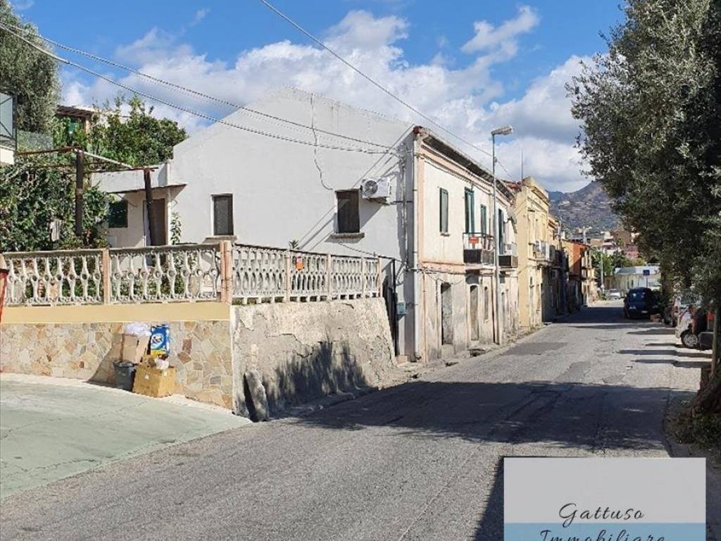 Casa indipendente a Reggio calabria in Via croce valanidi - Foto 2