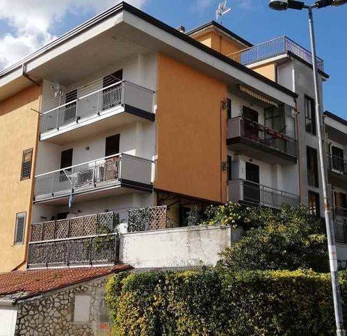 Appartamento a Mercogliano in Via Acqua Delle Noci 4 - Foto 2
