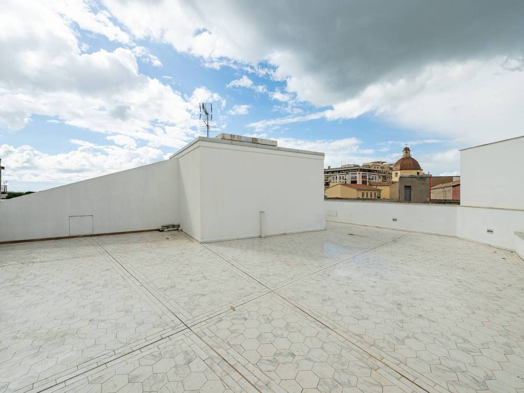 Appartamento a Cagliari in Piazza Repubblica - Foto 2