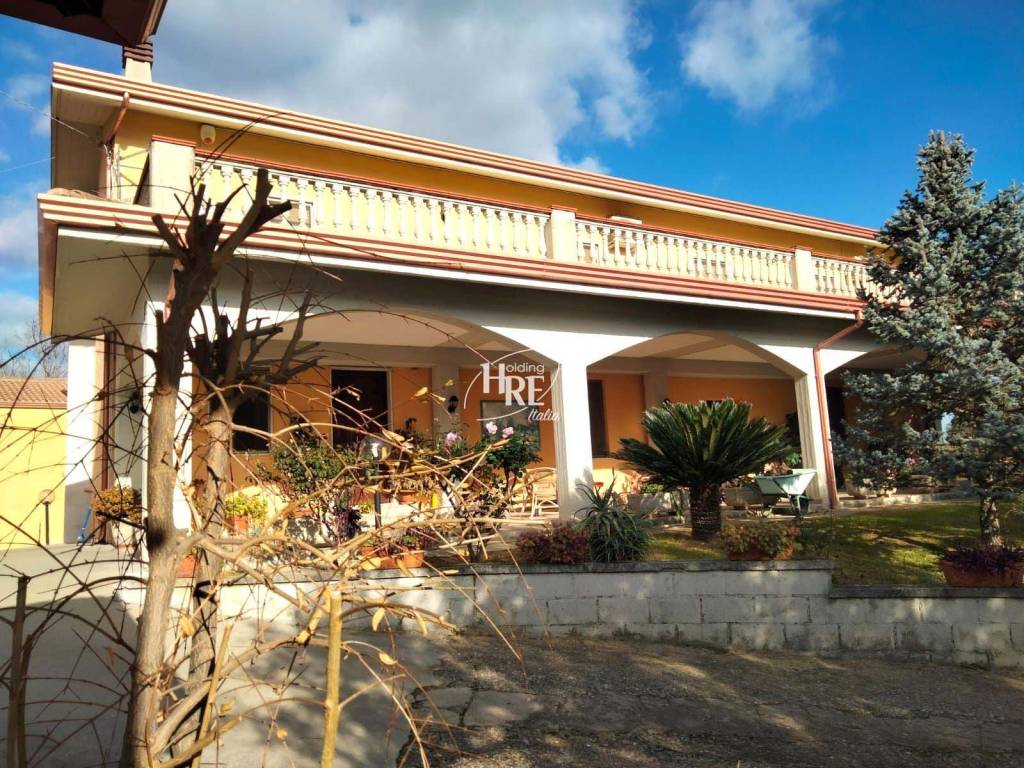 Villa a Montalto uffugo in Via Vignale, 13 - Foto 3